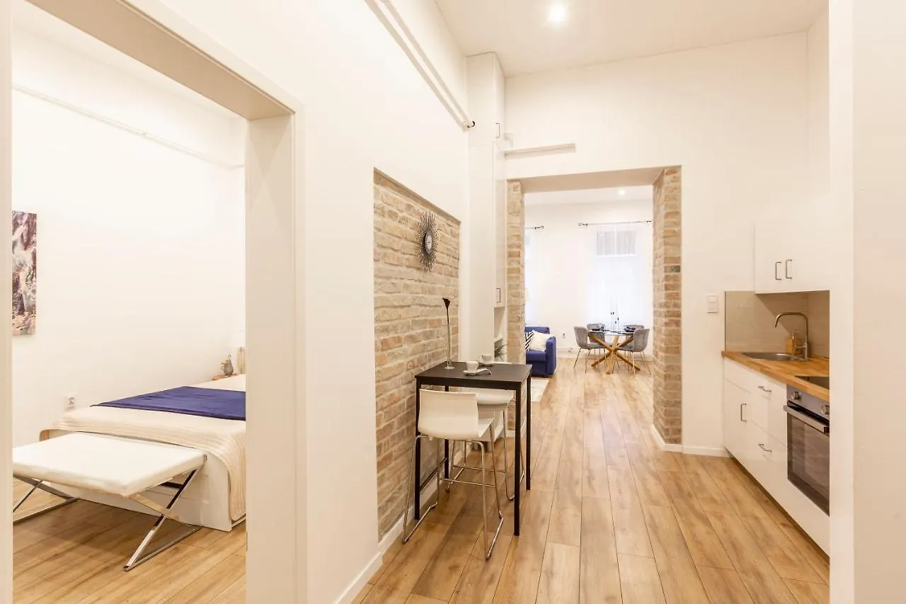 Stylish Luxury Apartment By Anna Budapest 0*,  Ungarn