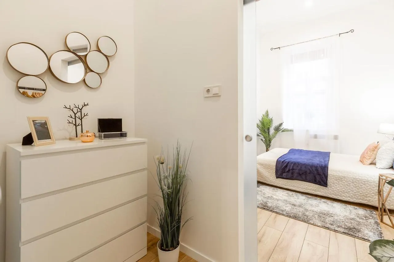 Stylish Luxury Apartment By Anna Budapest 0*,  Ungarn