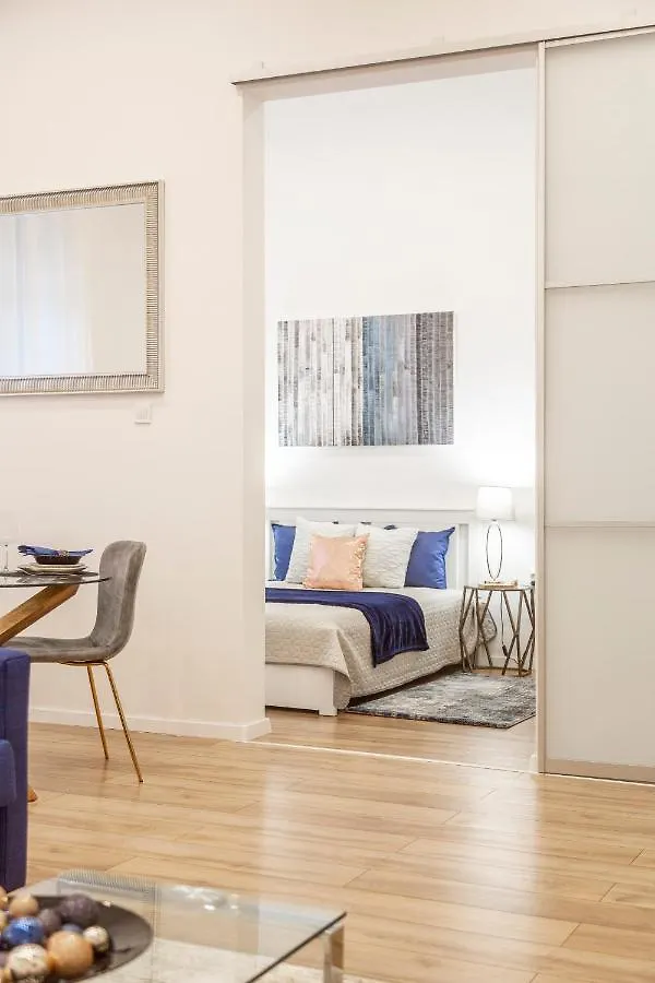 Stylish Luxury Apartment By Anna Budapest 0*,